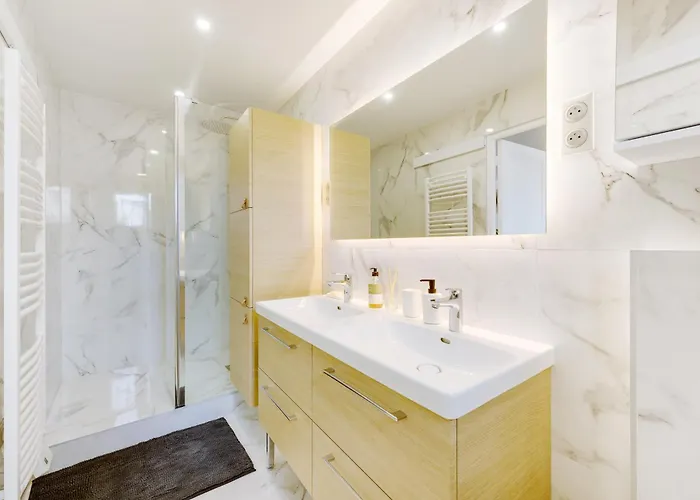 Le Duplex - A 10 Minutes De Paris * パンタン